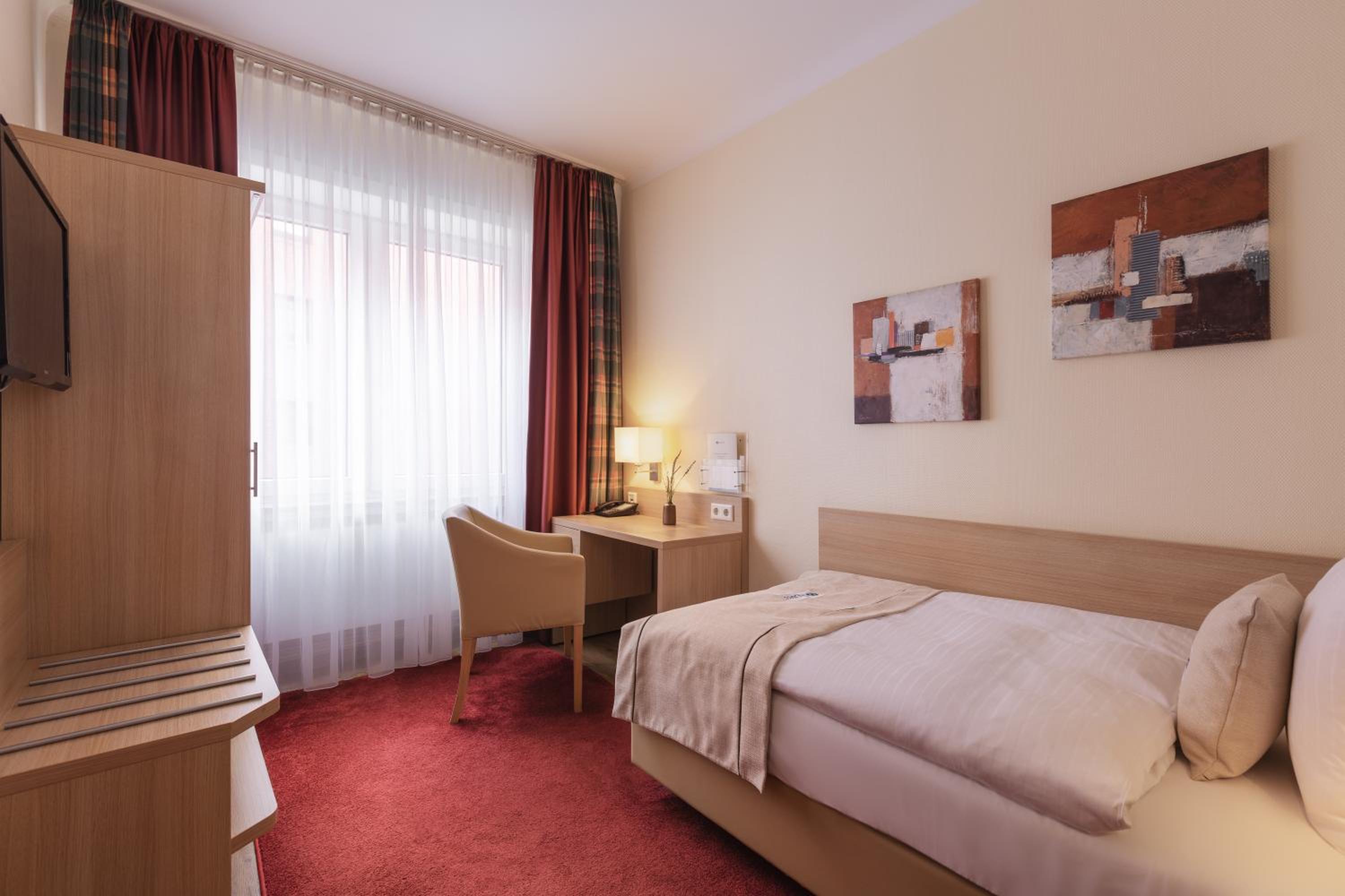 Garner Hotel HAMBURG - WANDSBEK MARKTPLATZ by IHG