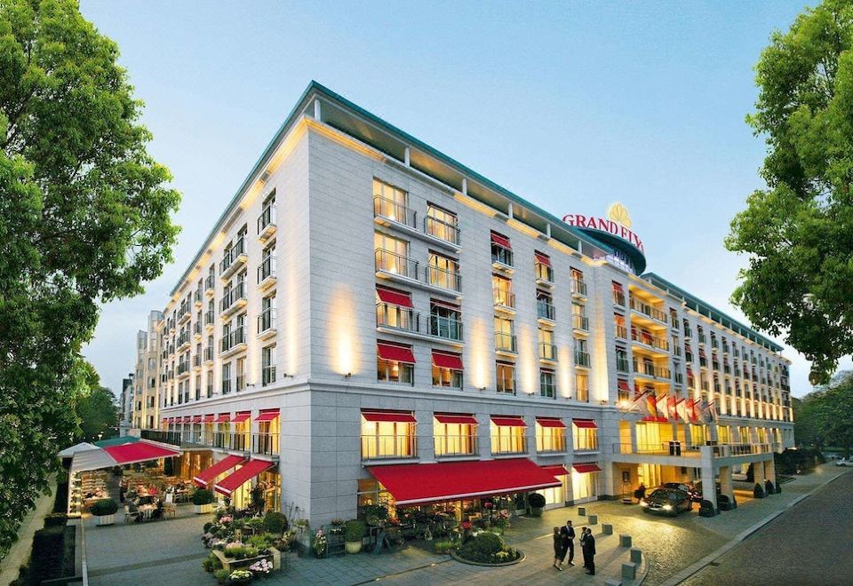 Grand Elysee Hamburg